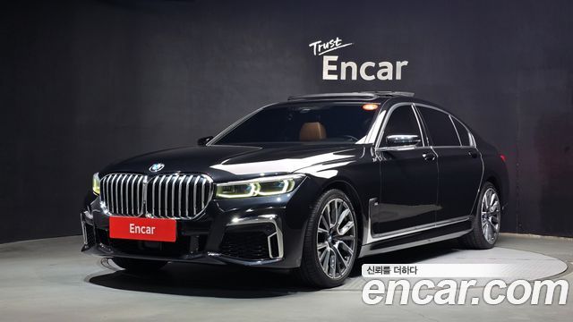 BMW 7-Series 2021 — photo 4