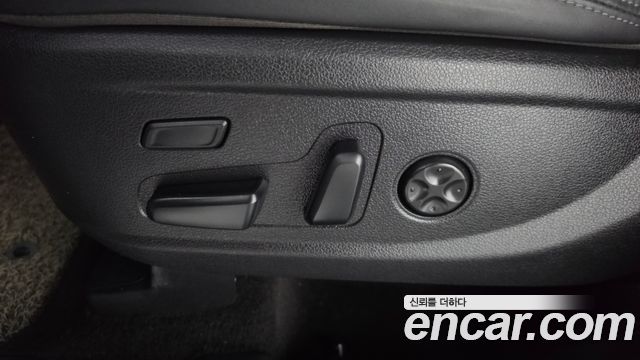 Hyundai Santafe 2022 — photo 23
