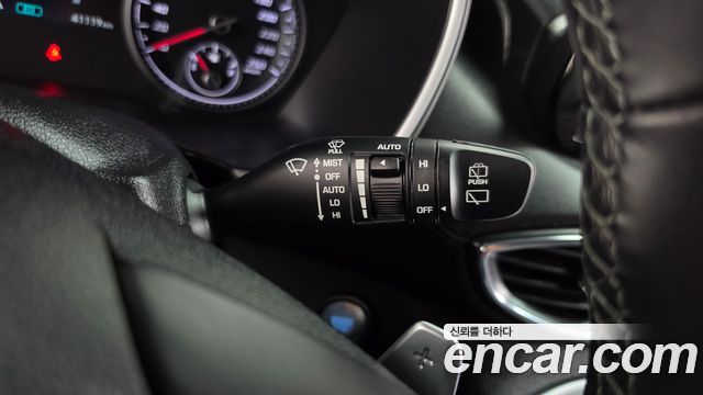 Hyundai Santafe 2022 — photo 28