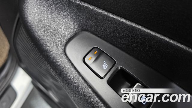 Hyundai Santafe 2022 — photo 37