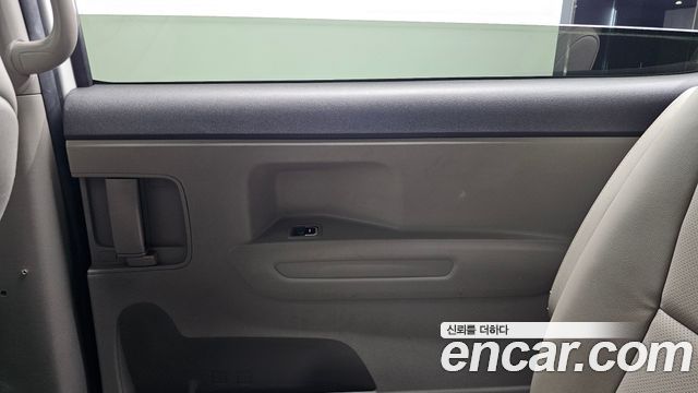 Kia Canival 2015 — photo 15