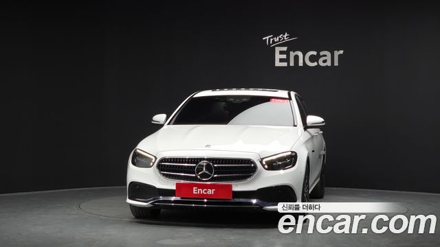 Mercedes-Benz E-Class 2021 — photo 3