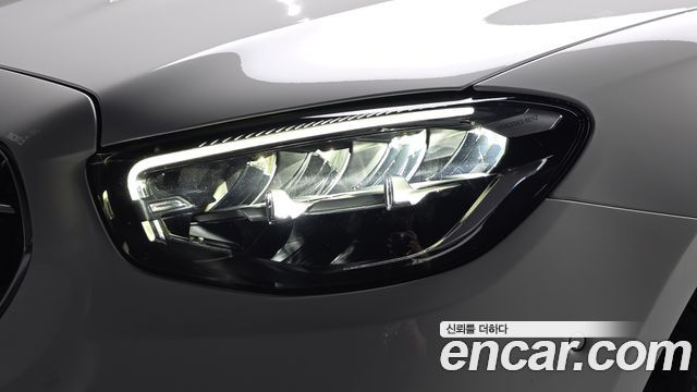 Mercedes-Benz E-Class 2021 — photo 8