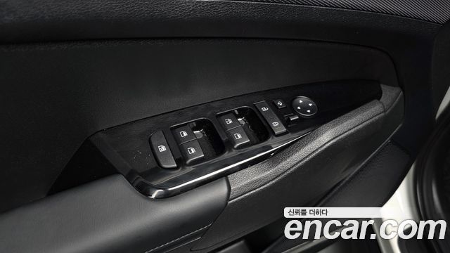 Kia Sportage 2022 — photo 23