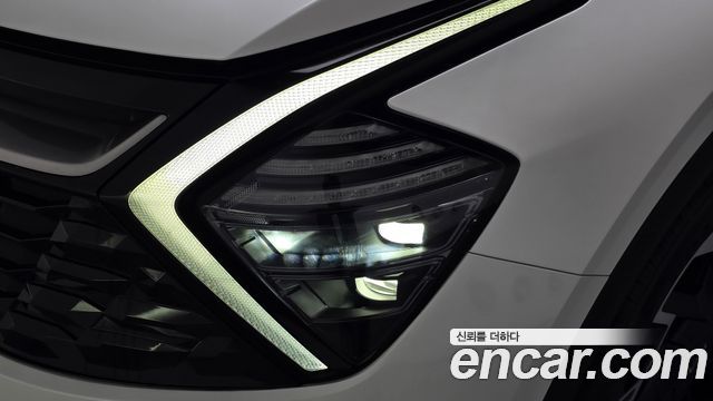 Kia Sportage 2022 — photo 8