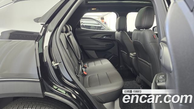 Chevrolet Korea Trailblazer 2022 — photo 17