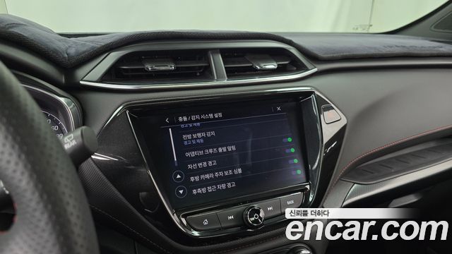 Chevrolet Korea Trailblazer 2022 — photo 32