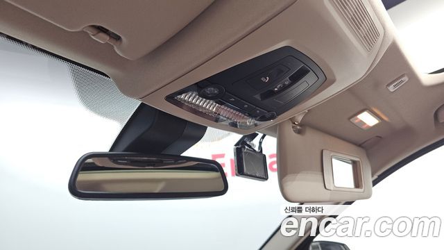 BMW 5-Series 2016 — photo 27