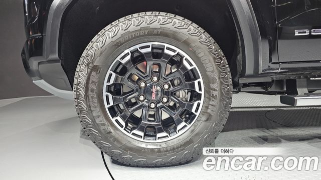 GMC Canyon 2026 — photo 5