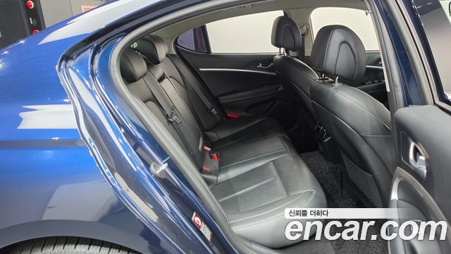 Genesis G70 2018 — photo 12