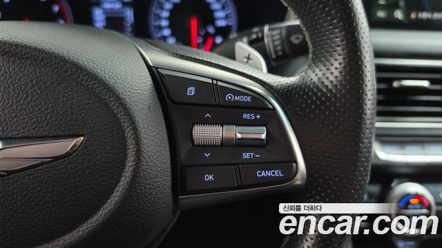 Genesis G70 2018 — photo 14