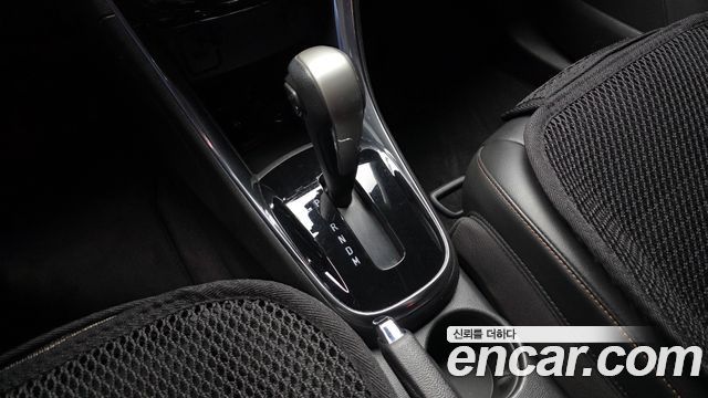 Chevrolet Korea Trax 2017 — photo 12