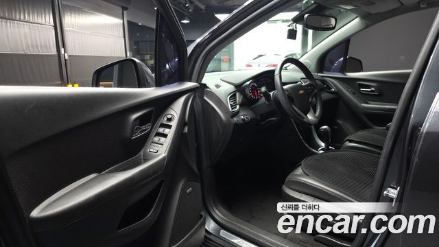 Chevrolet Korea Trax 2017 — photo 13
