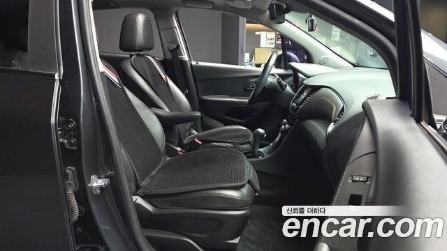 Chevrolet Korea Trax 2017 — photo 17