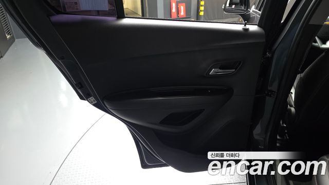 Chevrolet Korea Trax 2017 — photo 15