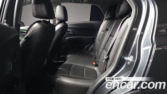 Chevrolet Korea Trax 2017 — photo 16