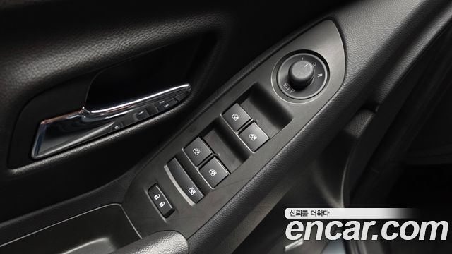 Chevrolet Korea Trax 2017 — photo 27