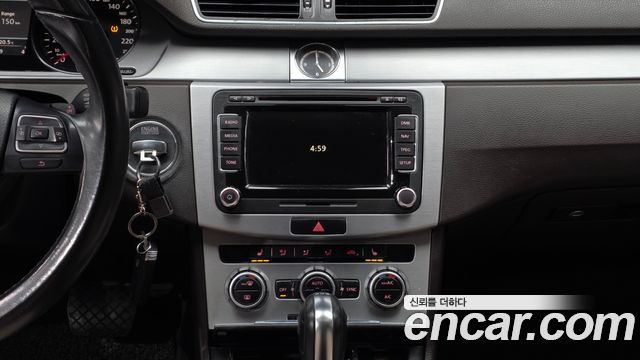 Volkswagen CC 2014 — photo 14