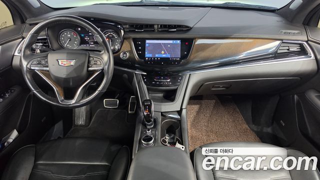 Cadillac XT6 2020 — photo 10