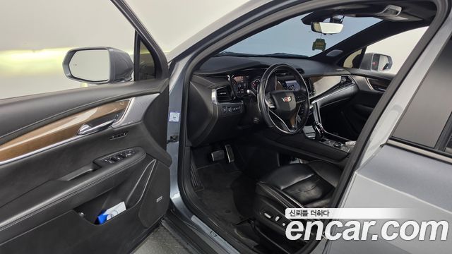 Cadillac XT6 2020 — photo 13