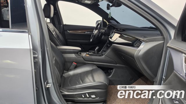 Cadillac XT6 2020 — photo 16