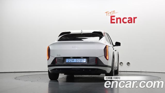 Kia EV4 2026 — photo 4