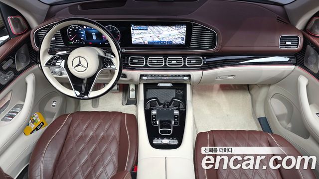 Mercedes-Benz GLS-Class 2024 — photo 7
