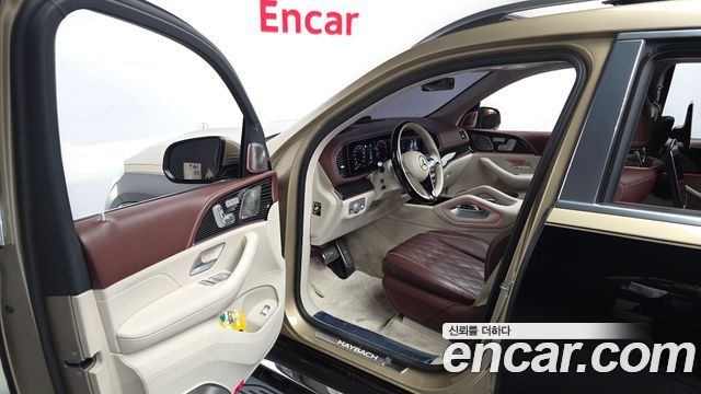 Mercedes-Benz GLS-Class 2024 — photo 10