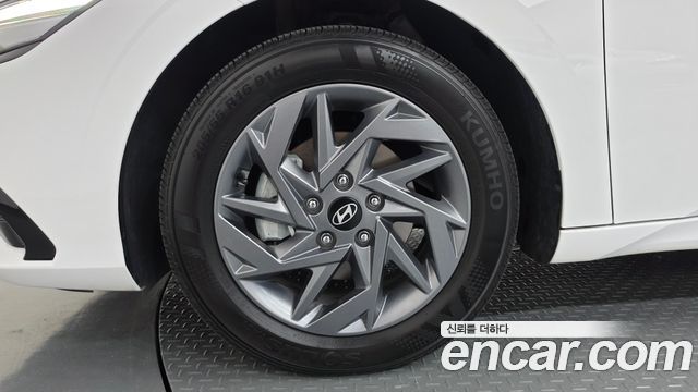 Hyundai AVANTE 2024 — photo 5