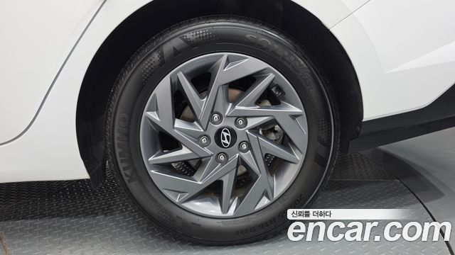 Hyundai AVANTE 2024 — photo 7