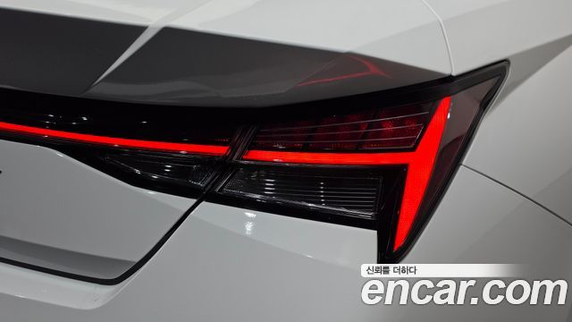 Hyundai AVANTE 2024 — photo 9