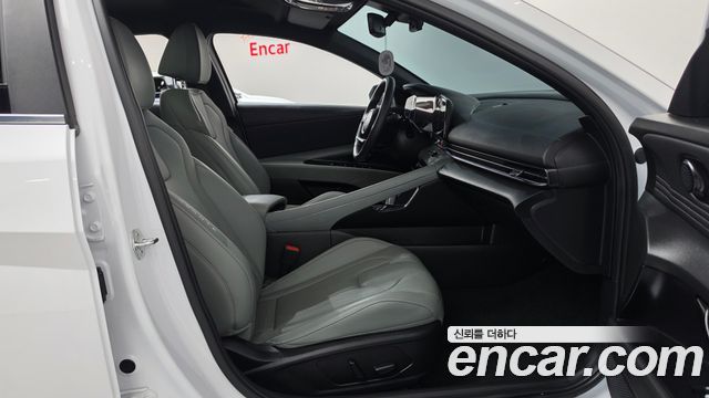 Hyundai AVANTE 2024 — photo 16