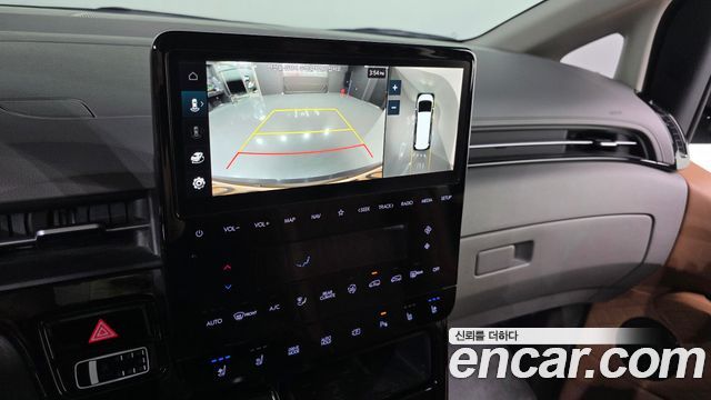 Hyundai Staria 2023 — photo 20