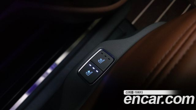 Hyundai Staria 2023 — photo 24