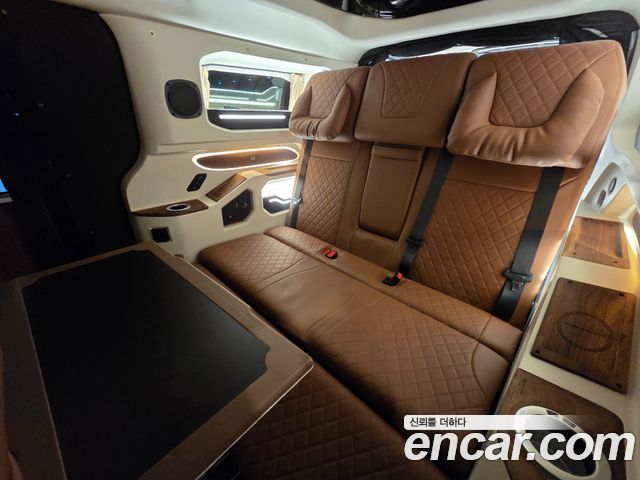 Hyundai Staria 2023 — photo 29