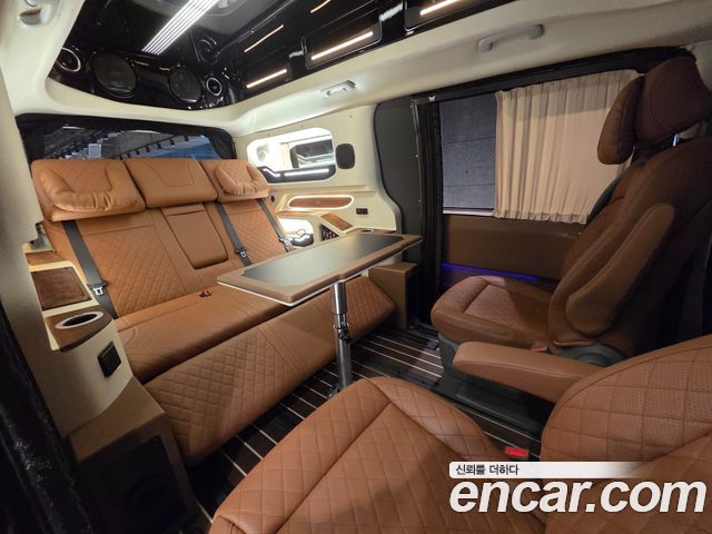 Hyundai Staria 2023 — photo 31