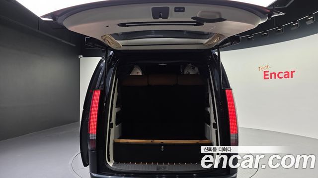 Hyundai Staria 2023 — photo 41