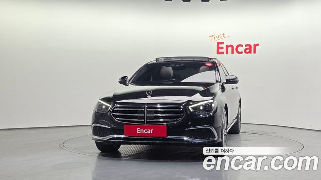 Mercedes-Benz E-Class 2021 — photo 3