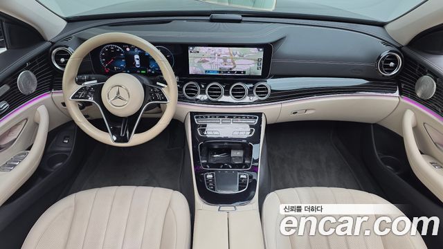 Mercedes-Benz E-Class 2021 — photo 7