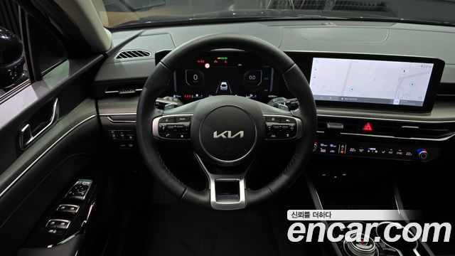 Kia K5 2024 — photo 13