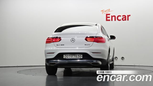 Mercedes-Benz GLC-Class 2019 — photo 4