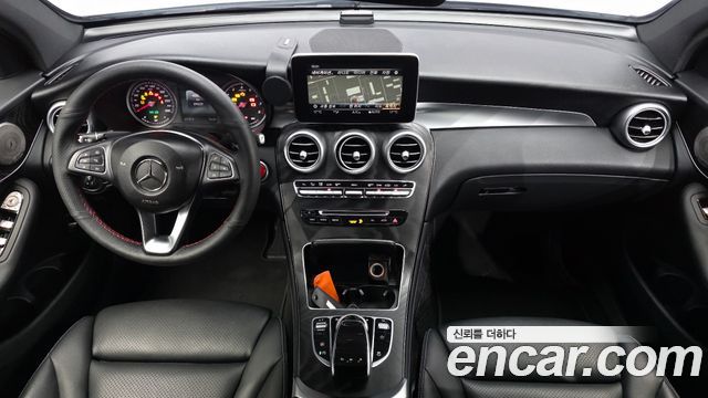 Mercedes-Benz GLC-Class 2019 — photo 10