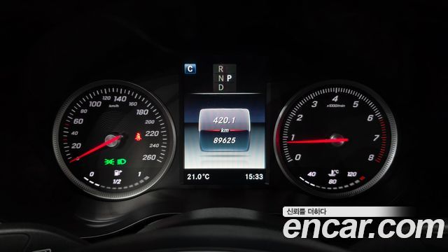 Mercedes-Benz GLC-Class 2019 — photo 11