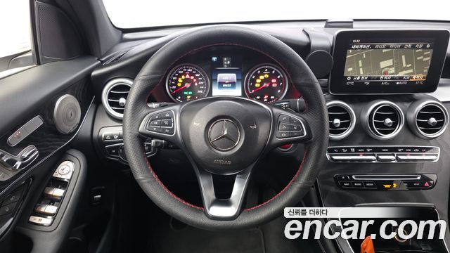 Mercedes-Benz GLC-Class 2019 — photo 19