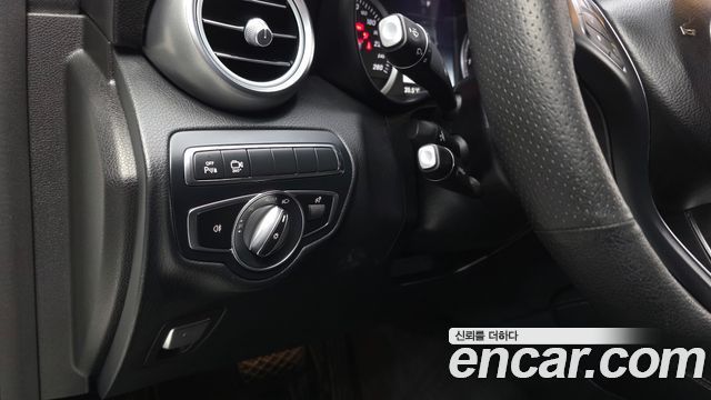 Mercedes-Benz GLC-Class 2019 — photo 23