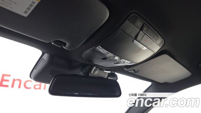 Mercedes-Benz GLC-Class 2019 — photo 24