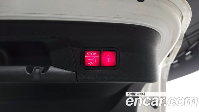 Mercedes-Benz GLC-Class 2019 — photo 28