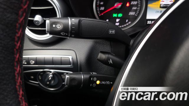Mercedes-Benz GLC-Class 2019 — photo 29