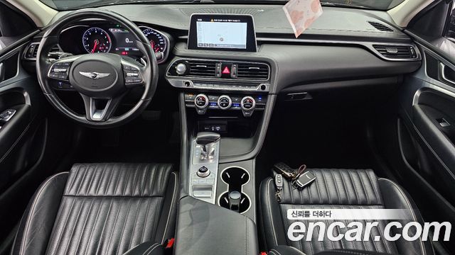 Genesis G70 2018 — photo 10