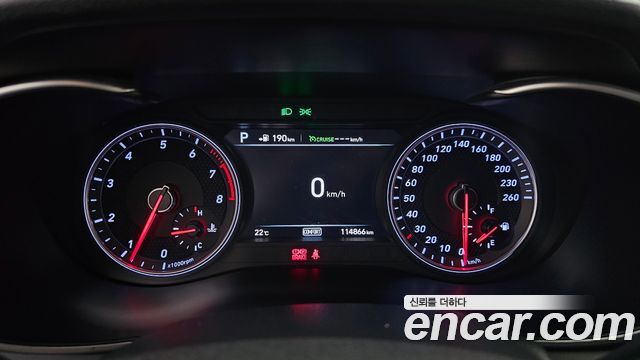 Genesis G70 2018 — photo 11